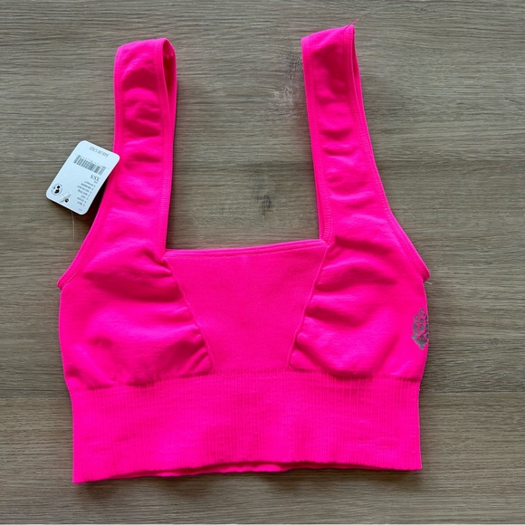 Free People Movement Karma Square Neck Bra in Hot Pink - Picture 4 of 4